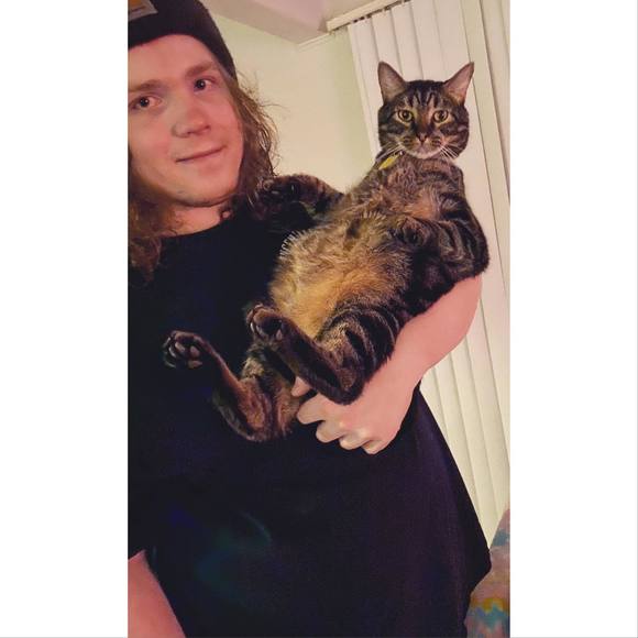 Profile Picture of Trevor David (@trevordavid93) on Poshmark