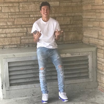Profile Picture of Nathan Moreno (@Dapper_nate) on Twitter