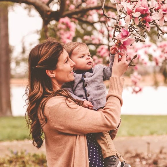 Profile Picture of Almira Bezinque (@kovache4) on Poshmark