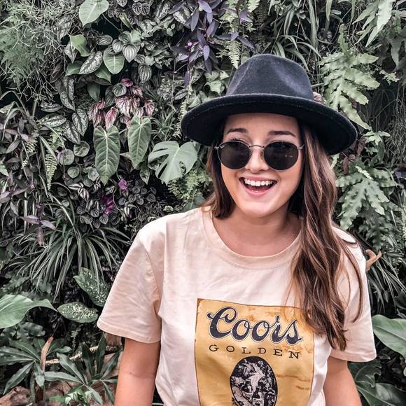 Profile Picture of Taylor Spaziano (@taylor_spaziano) on Poshmark