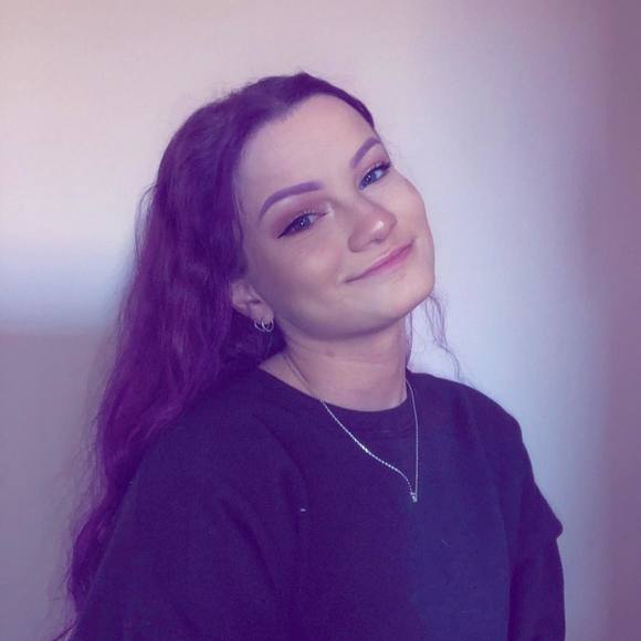 Profile Picture of Audrey Feinglass (@babygap_) on Poshmark