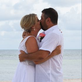 Profile Picture of Terri Lilly-Mitchell (@lilly22mitchell) on Pinterest