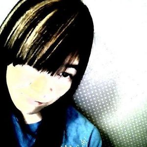 Profile Picture of Stephanie Cheng (@winteryvoilet) on Myspace