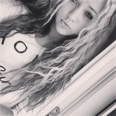 Profile Picture of Isabel Fisher (@IsabeFisher) on Twitter