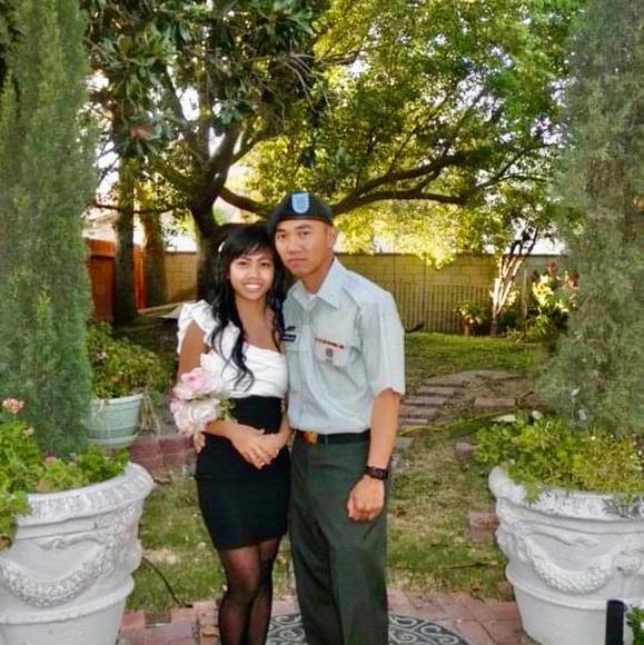 Profile Picture of Rey Fontelar (@rjyoj28) on Poshmark