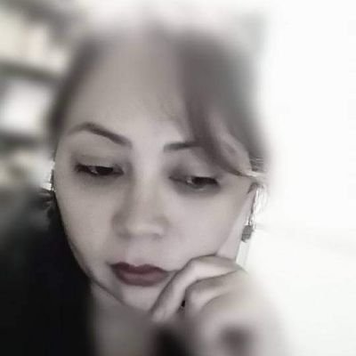 Profile Picture of Paula Molinari (@PaulaMolinari27) on Twitter