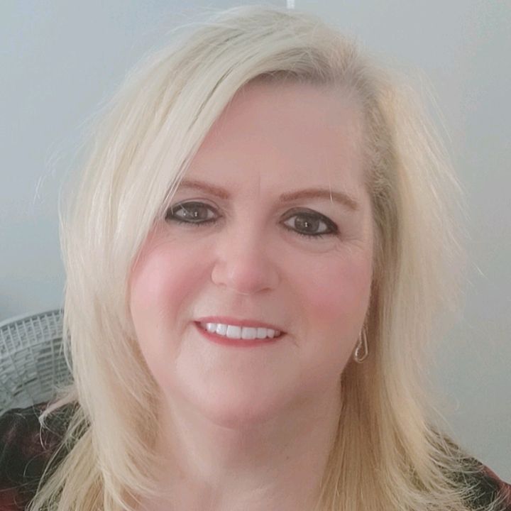 Profile Picture of Lori Stepp (@user74352118) on Tiktok