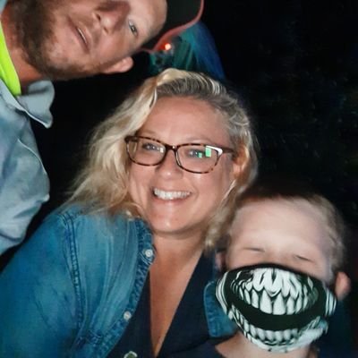 Profile Picture of Mrs. Moose (@LauraMedinaRam6) on Twitter