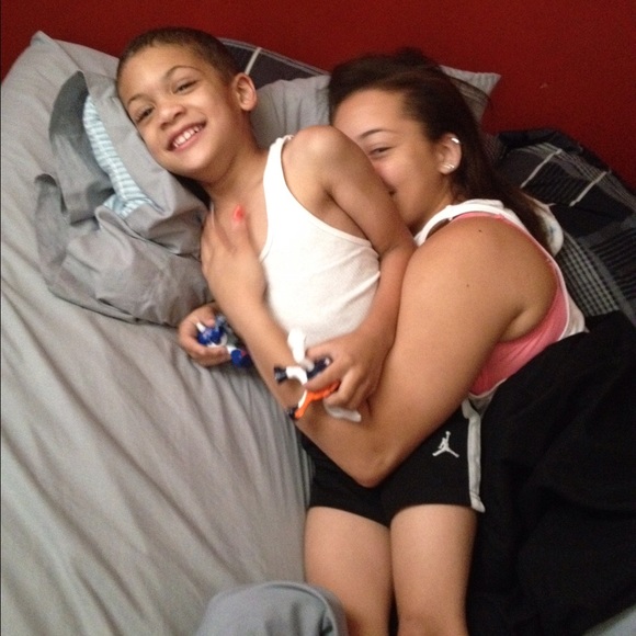 Profile Picture of Dani Acosta (@daniacostaax3) on Poshmark