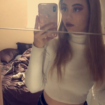 Profile Picture of Kimberley_22 (@KimMower22) on Twitter