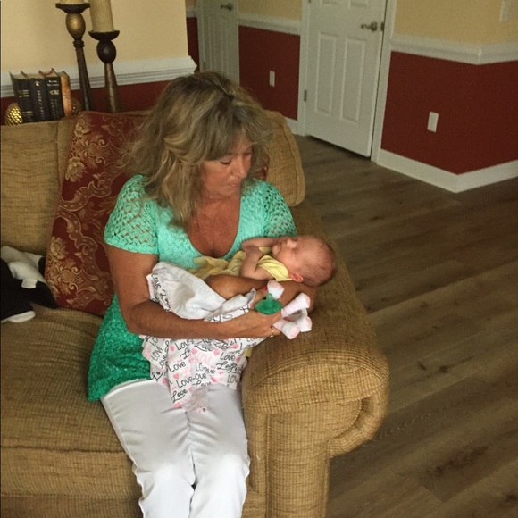 Profile Picture of Sharon Rudge (@sharonrudge) on Poshmark