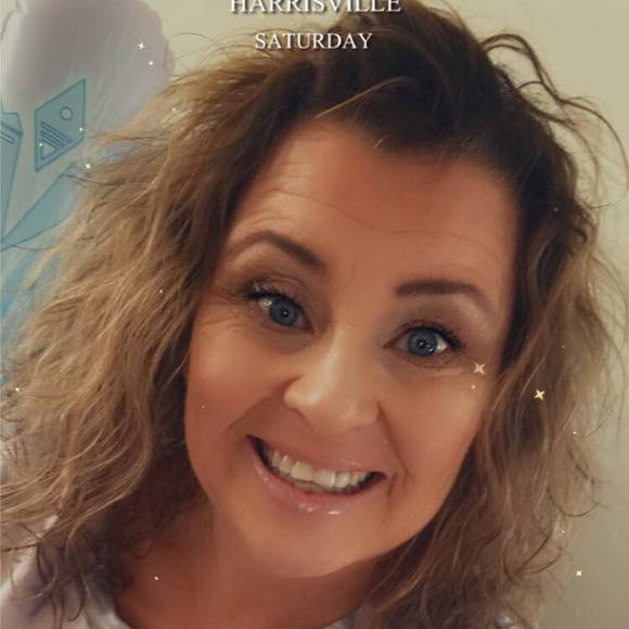 Profile Picture of Heidi Lochhead (@lochhead5) on Poshmark