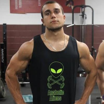 Profile Picture of Mike Rosa (@mike_r0sa) on Twitter