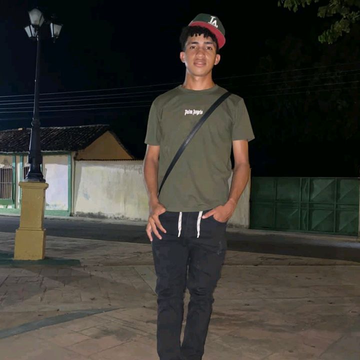 Profile Picture of €D₲ÆRBørrê₲õ (@edgarborregooficial) on Tiktok