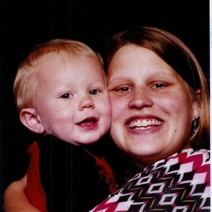 Profile Picture of Amanda Layer (@amandalayer) on Myspace