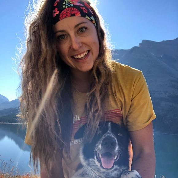 Profile Picture of Abi Drotzmann (@adrotz) on Poshmark