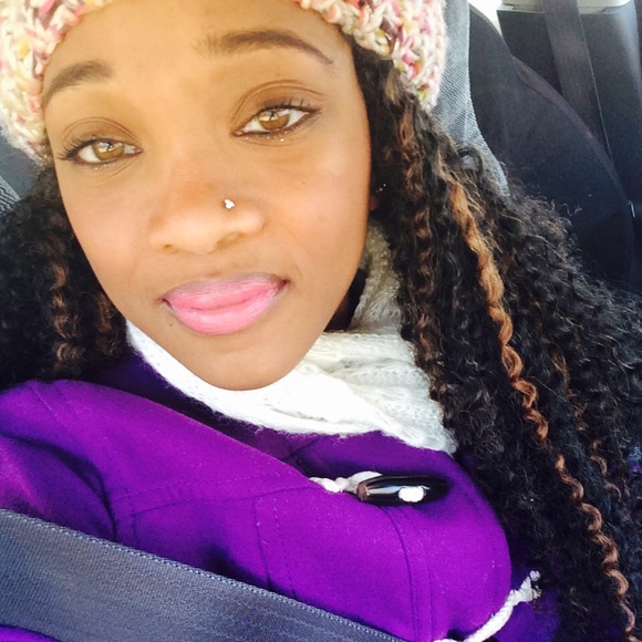 Profile Picture of Mahalia Arjoon (@maharjoon) on Poshmark