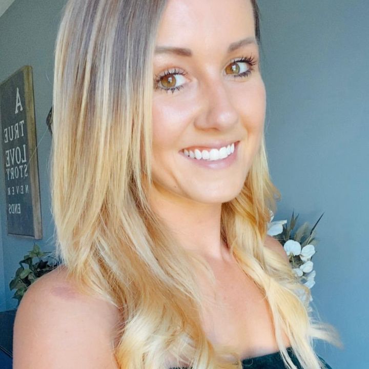 Profile Picture of   Ashley (@_ashley_raye)... (@_ashley_raye) on Tiktok