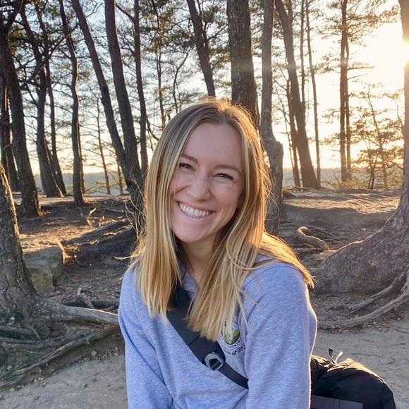 Profile Picture of Grace Markley (@gracemarkley8) on Poshmark