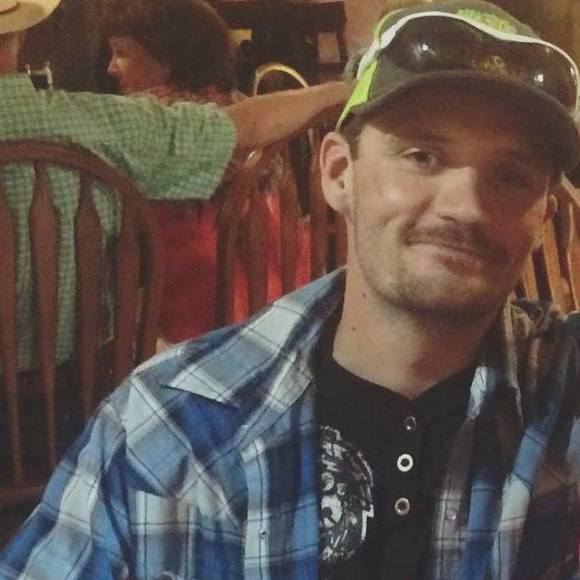 Profile Picture of Travis Hoffman (@travishoffman) on Poshmark