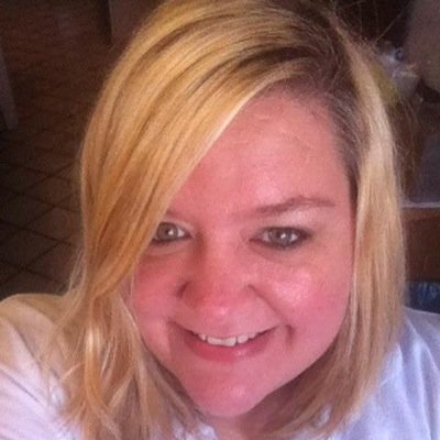 Profile Picture of Michele Thacker (@michele_rena) on Twitter