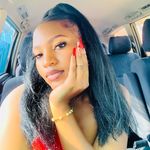 Profile Picture of Honorine Shella Keithy (@honorine___official) on Instagram