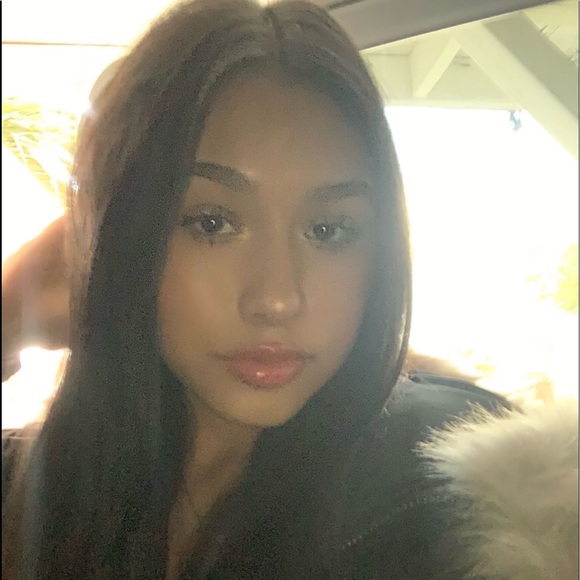 Profile Picture of Melissa Padilla (@fymel66) on Poshmark