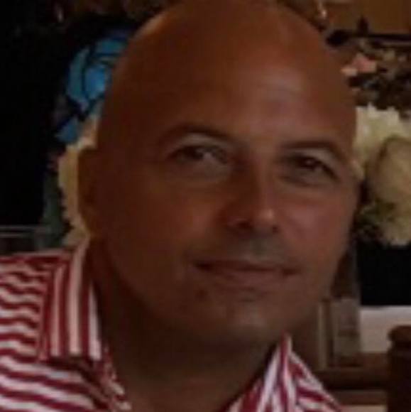 Profile Picture of Michael Rubino (@michael_rubino) on Poshmark