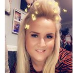 Profile Picture of Stephanie Anthony (@stephanieanthonypainterdecor) on Instagram