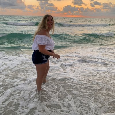 Profile Picture of Hayley Blount (@haaaaaayleyjo__) on Twitter