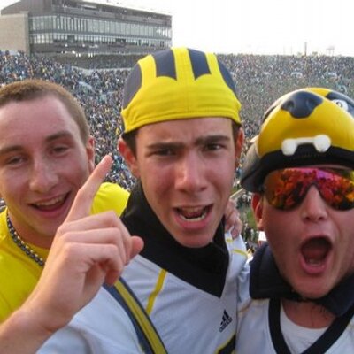 Profile Picture of Alexander Dobbs (@IAmTheDobbs) on Twitter