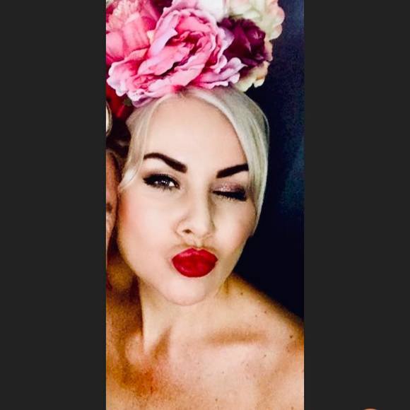 Profile Picture of Lyndall Robertshaw (@lyndallr) on Poshmark