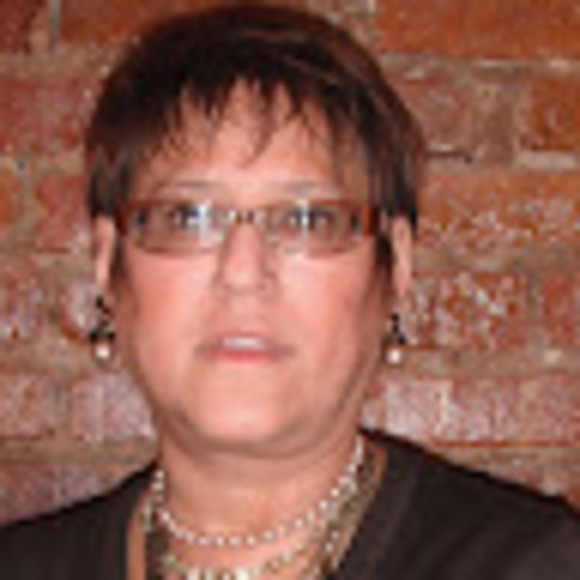 Profile Picture of Ana maria Ciolko (@amc7013) on Poshmark