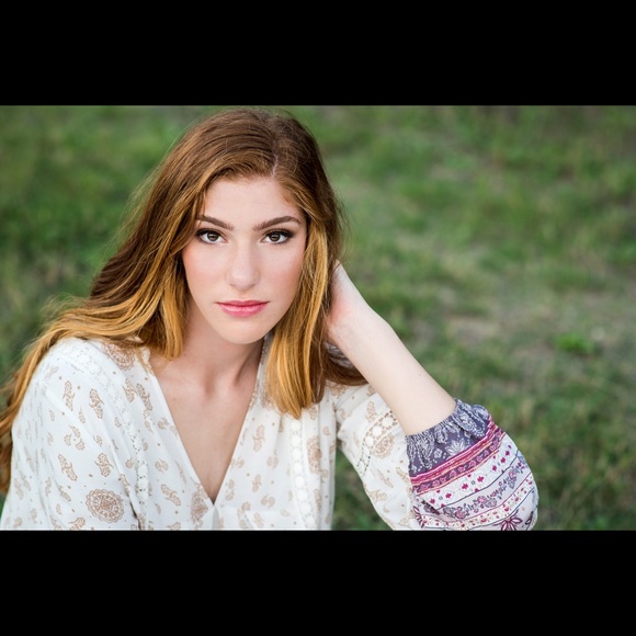 Profile Picture of Bethany Capps (@bethanyncapps) on Poshmark
