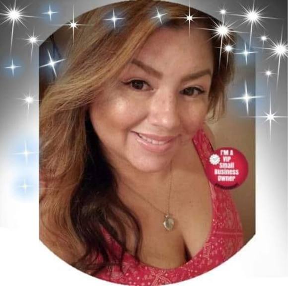 Profile Picture of Kari Jiménez (@chavalita81811) on Poshmark