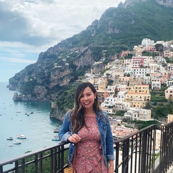 Profile Picture of Heather Huynh (@heatherh946) on Poshmark