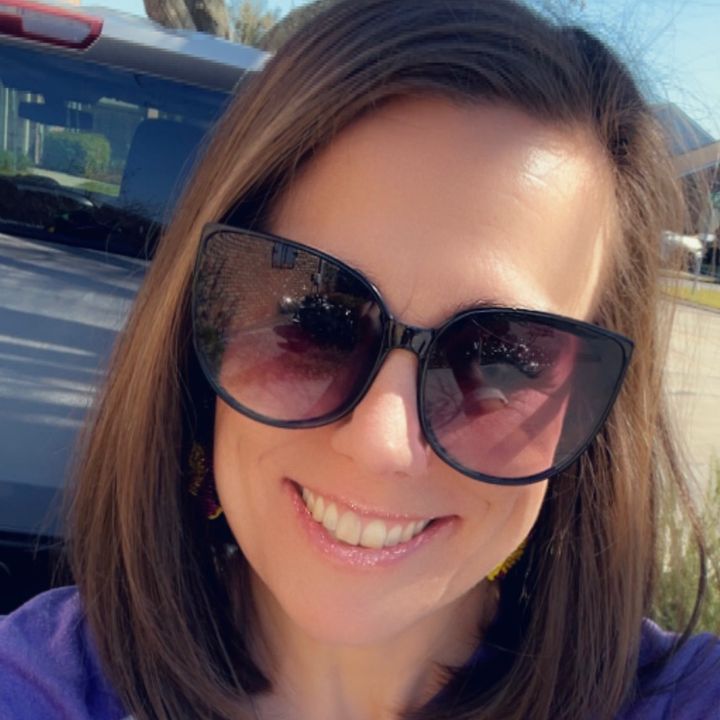 Profile Picture of Jules Small (@juliesmall985) on Tiktok