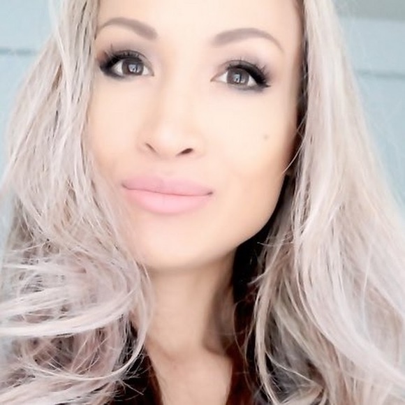 Profile Picture of Tavey Sm (@misstavey) on Poshmark