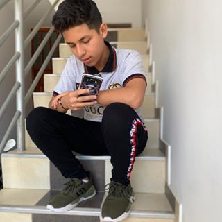 Profile Picture of Andre Enriquez (@andrem05) on Facebook