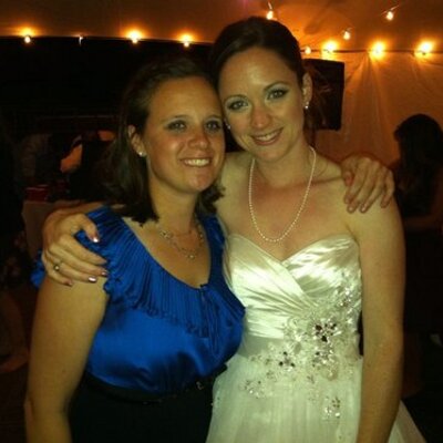 Profile Picture of Moira McCabe (@momoney914) on Twitter