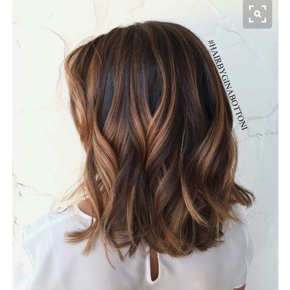 Profile Picture of Rebekah Lonon (@rwithrow) on Poshmark