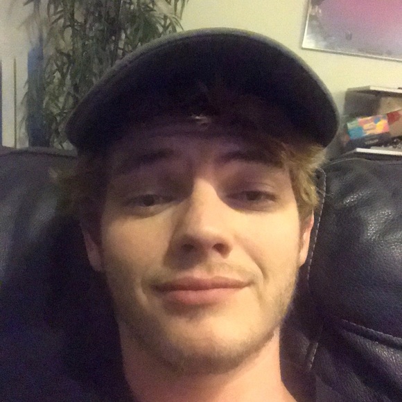 Profile Picture of Austin Spry (@austin_spry) on Poshmark