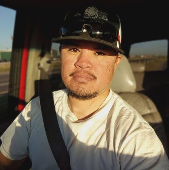 Profile Picture of Ysaac Martinez (@ysaacmtz87) on Poshmark