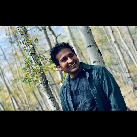 Profile Picture of Jay Elango (@modibar) on Poshmark