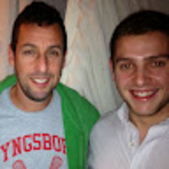 Profile Picture of Alex Reiner (@areiner222) on Poshmark