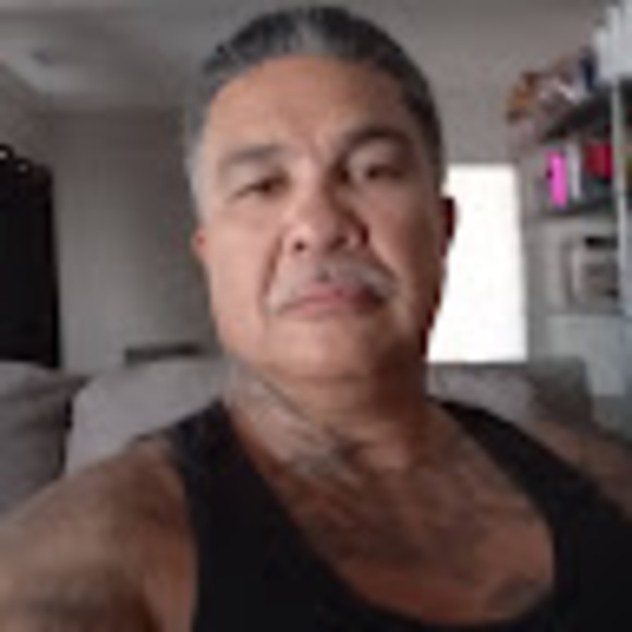 Profile Picture of Russell Barboa (@rkbarboa73) on Poshmark