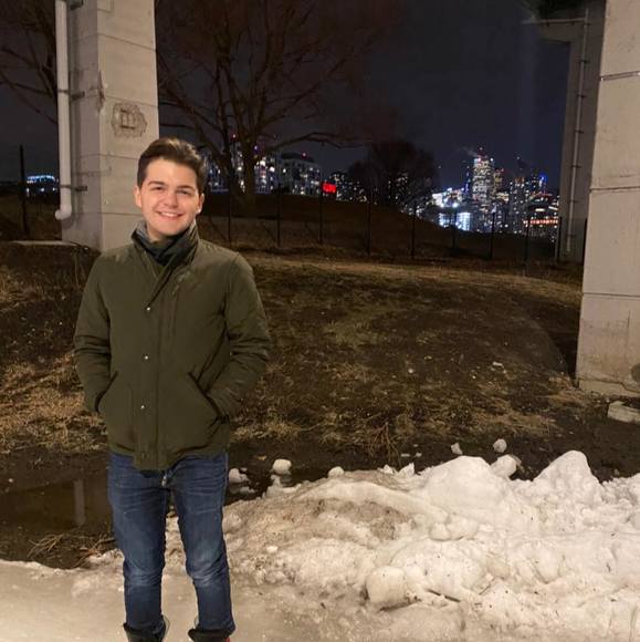 Profile Picture of Allen Gurley (@agurley94) on Poshmark