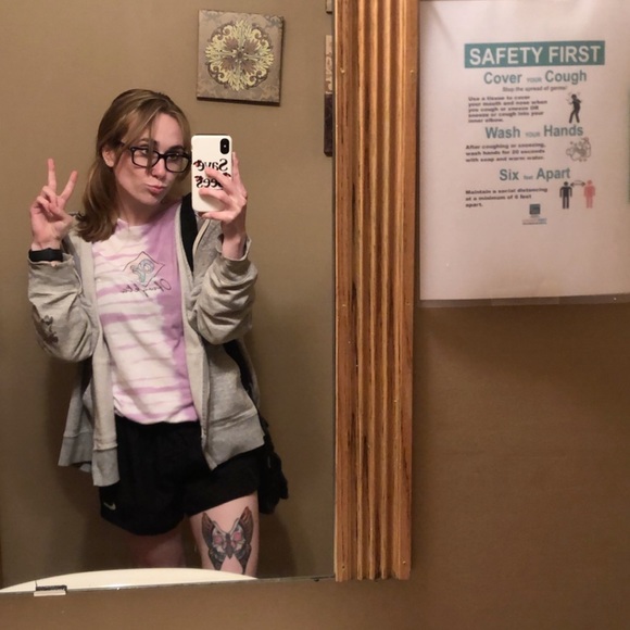 Profile Picture of Madison Leverty (@madizone122) on Poshmark