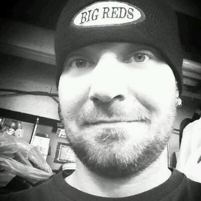 Profile Picture of Mike Violet (@Rmikeviolet) on Twitter