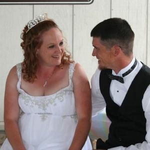 Profile Picture of Carrie Oliver Pettit (@carrie_pete) on Myspace